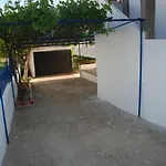 Iljo Apartments