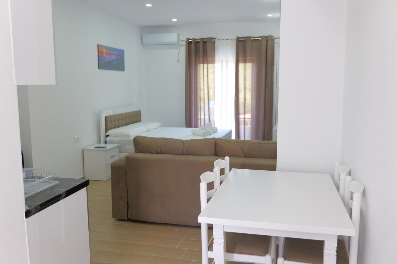 Iljo Apartament *